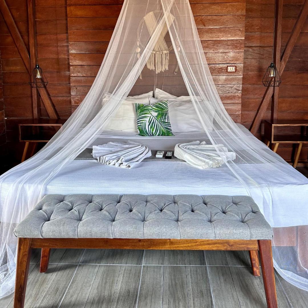 Ecoco Holbox - Ecochic - Cabanas De Madera - Holbox Retreat Eksteriør billede